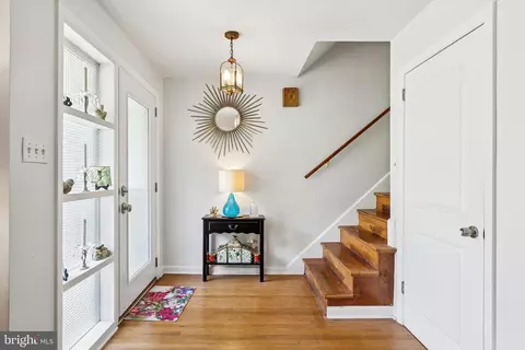Entry Way - 908 Hollow Rd, Wayne, PA 19087 photo 1 of 1