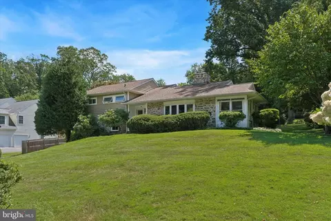 Other - 908 Hollow Rd, Wayne, PA 19087 photo 1 of 10