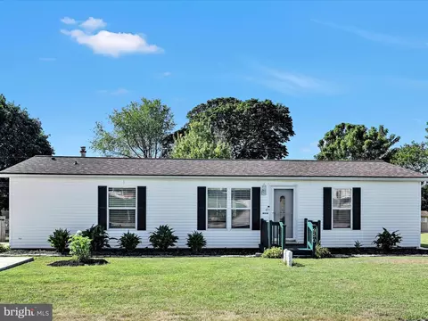 950 N Walnut St, Coatesville, PA 19320