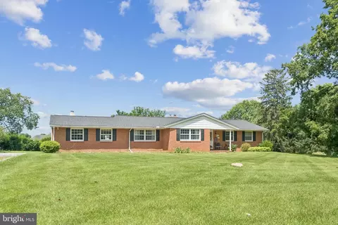 587 School House Rd, Kennett Square, PA 19348