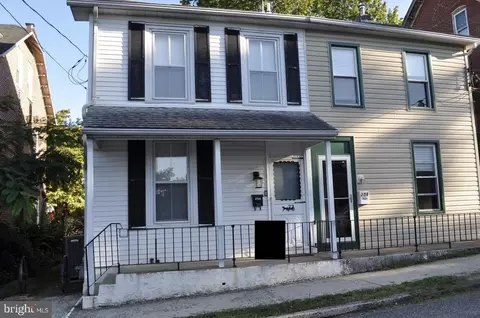 256 Chestnut St, Spring City, PA 19475