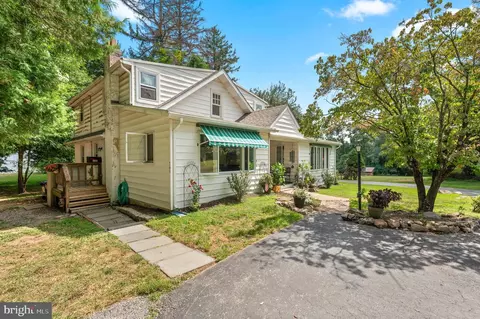 120 Diamond Rock Rd, Phoenixville, PA 19460