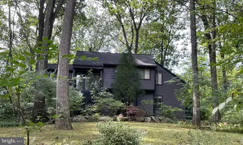 510 Pine Needle Dr, Exton, PA 19341