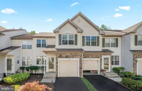 150 Mountain View Dr, West Chester, PA 19380
