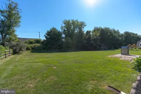 Exterior - 19 Cameron Ct, Exton, PA 19341 photo 1 of 2