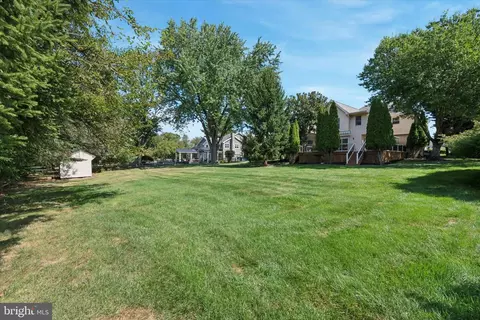 856 Monteith Dr, Wayne, PA 19087 photo 4