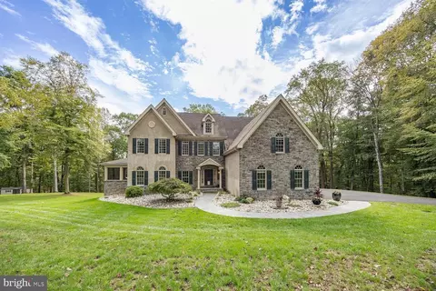 903 Chandler Dr, Landenberg, PA 19350