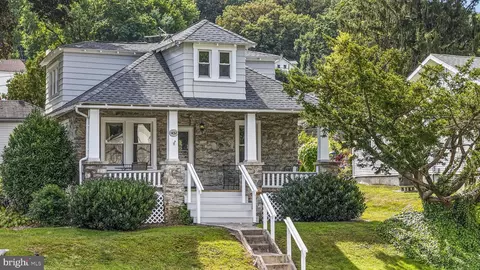 1432 Valley Rd, Coatesville, PA 19320