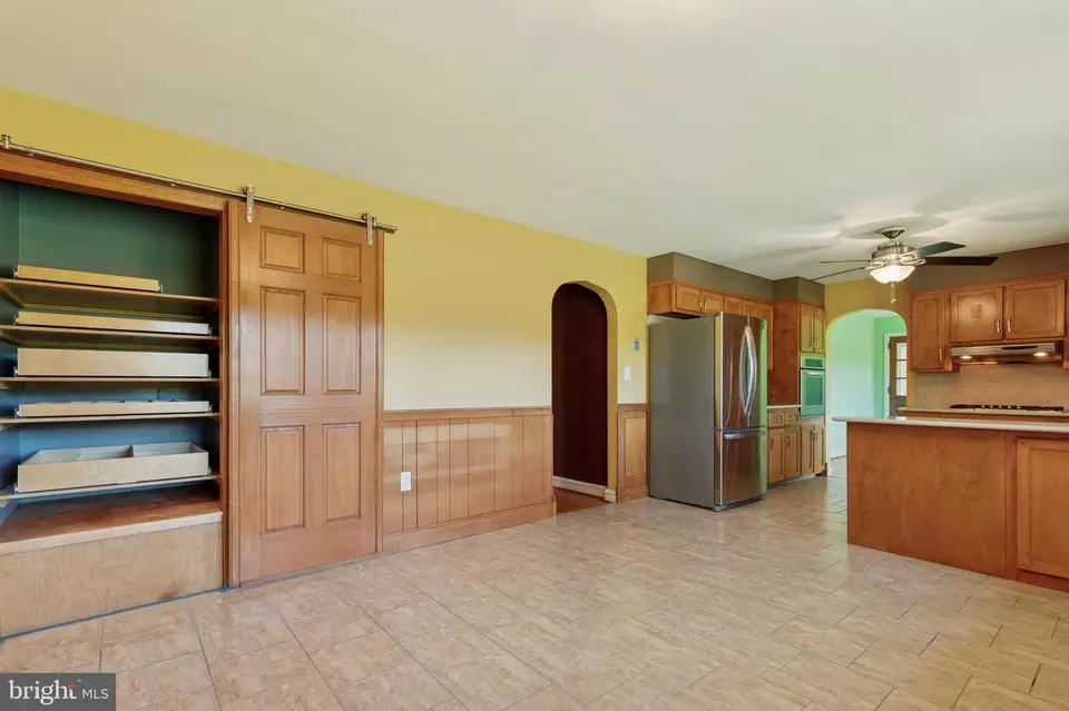 Entry Way - 49 E 7 Stars Rd, Phoenixville, PA 19460 photo 1 of 1