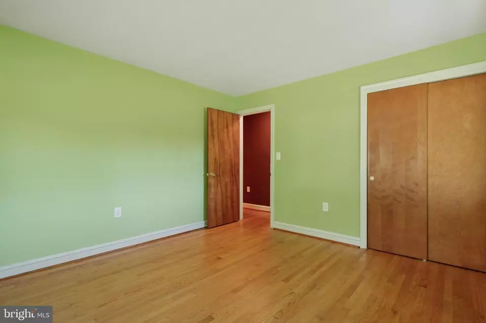 Bedroom - 49 E 7 Stars Rd, Phoenixville, PA 19460 photo 2 of 4
