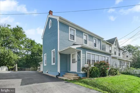 643 Market St, Oxford, PA 19363