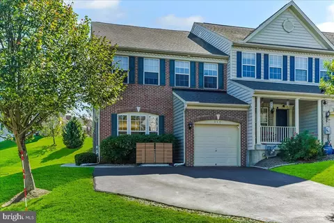 117 Penns Manor Dr, Kennett Square, PA 19348