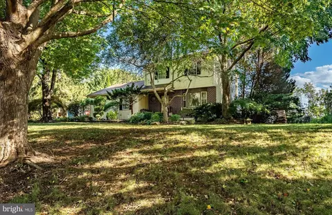 114 Clearview Dr, Downingtown, PA 19335