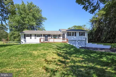 7 Station Rd, Coatesville, PA 19320