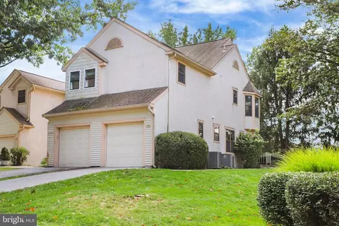 164 Mansion House Dr #401A, West Chester, PA 19382