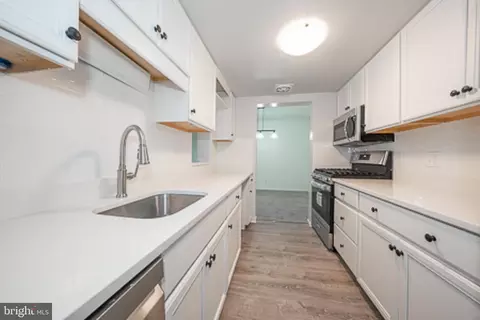 Kitchen - 262 Drummers Ln #262, Wayne, PA 19087 photo 1 of 3