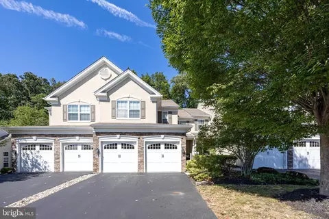 2925 Cottonwood Ln, Chester Springs, PA 19425