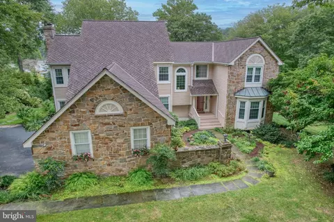 12 W Shore Ct, Landenberg, PA 19350