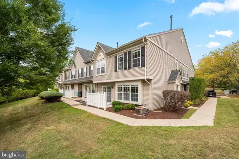 1408 Black Walnut Dr #1408, Phoenixville, PA 19460