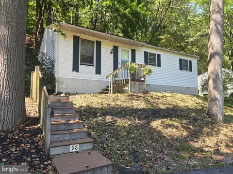 98 S Park Ave, Coatesville, PA 19320