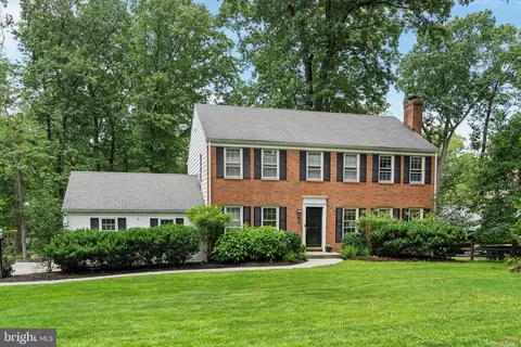 349 Colket Ln, Wayne, PA 19087