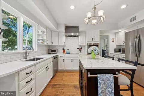 Kitchen - 349 Colket Ln, Wayne, PA 19087 photo 2 of 3