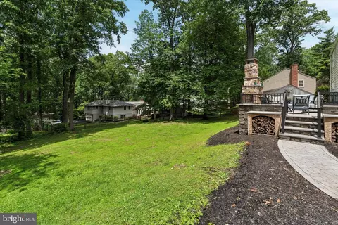 Exterior - 349 Colket Ln, Wayne, PA 19087 photo 9 of 13