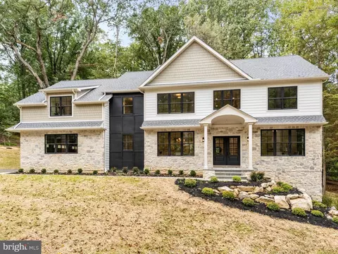 Exterior - 760 Old Eagle School Rd, Wayne, PA 19087 photo 2 of 7