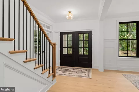 Entry Way - 760 Old Eagle School Rd, Wayne, PA 19087 photo 3 of 18