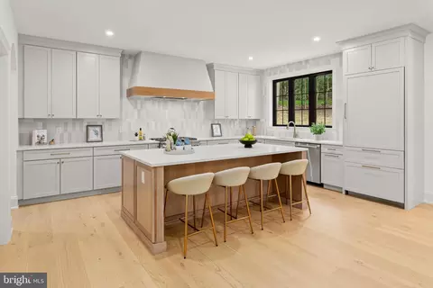Kitchen - 760 Old Eagle School Rd, Wayne, PA 19087 photo 1 of 4