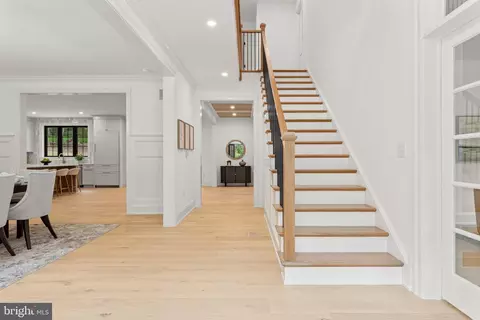 Entry Way - 760 Old Eagle School Rd, Wayne, PA 19087 photo 4 of 18