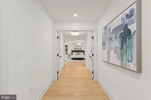 Entry Way - 760 Old Eagle School Rd, Wayne, PA 19087 photo 15 of 18