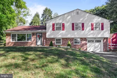 407 Leslie Ln, West Chester, PA 19382