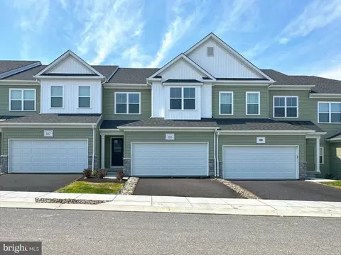 105 Vienna Blvd #43, Glenmoore, PA 19343