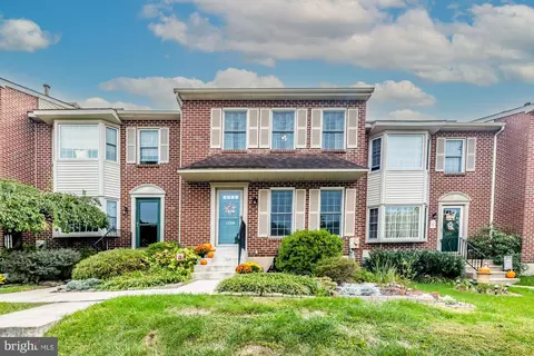 1206 Longford Rd #51, West Chester, PA 19380