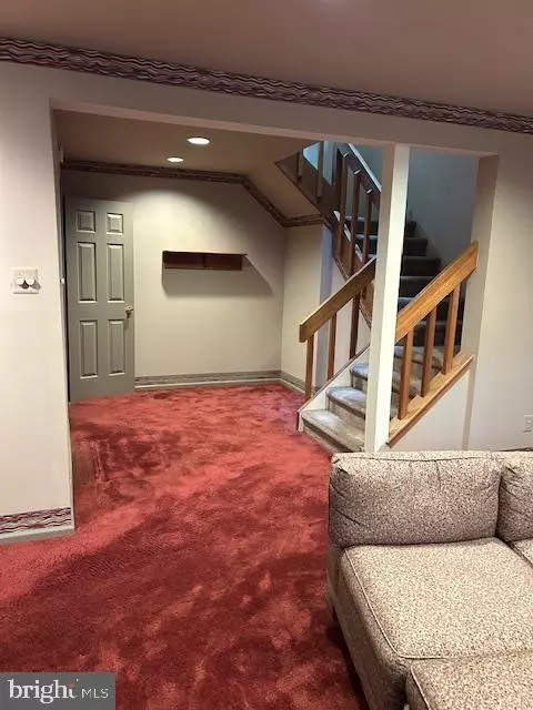Entry Way - 68 Amity Dr, Chesterbrook, PA 19087 photo 13 of 14