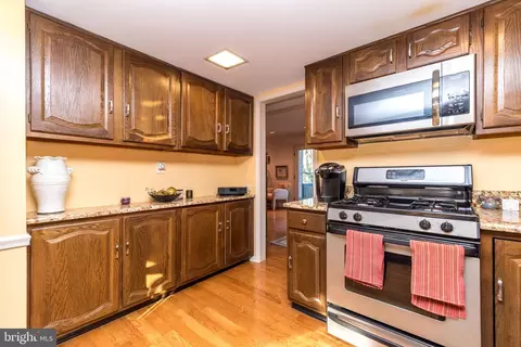 Kitchen - 68 Amity Dr, Chesterbrook, PA 19087 photo 3 of 3