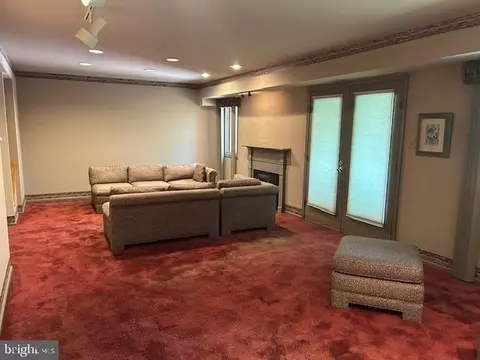 Living - 68 Amity Dr, Chesterbrook, PA 19087 photo 5 of 6