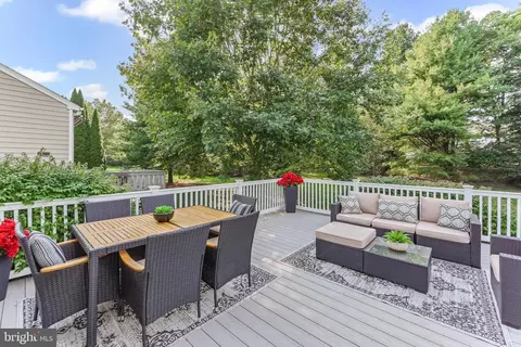 127 Violet Dr, Kennett Square, PA 19348