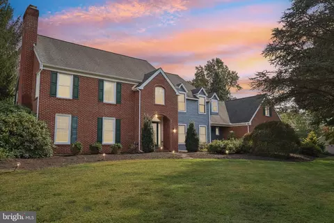 602 John Anthony Dr, West Chester, PA 19382