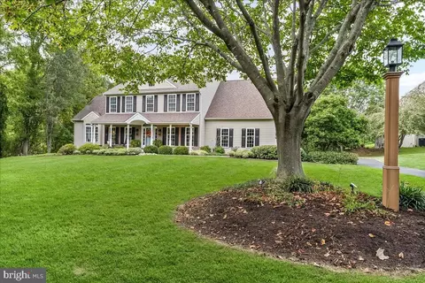 602 Kensington Dr, Lincoln University, PA 19352