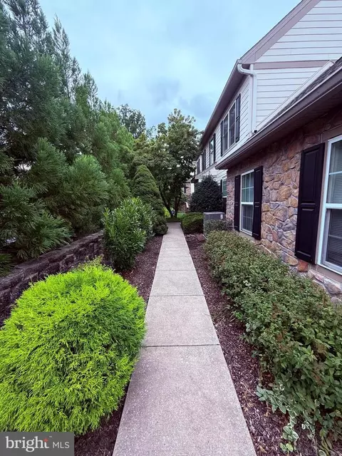 109 Fairfax Ct #2505, Phoenixville, PA 19460