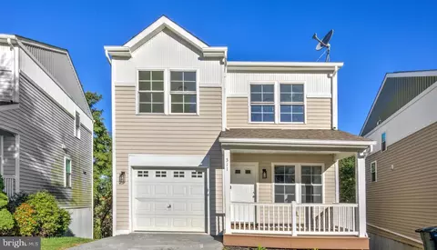 311 Community Ln, Coatesville, PA 19320