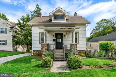 219 Green St, Malvern, PA 19355
