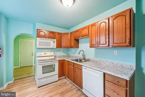 322 W Lincoln Hwy, Coatesville, PA 19320