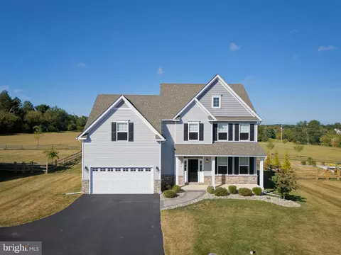 6 Vinebury Ln, East Fallowfield Township, PA 19320