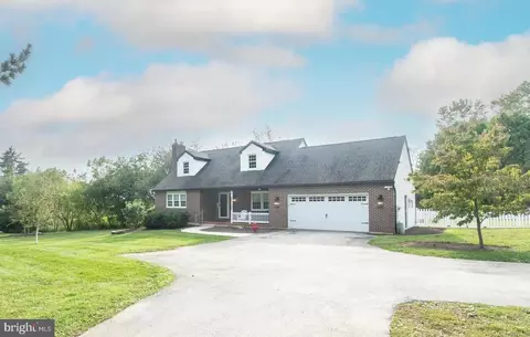 3294 Manor Rd, Coatesville, PA 19320