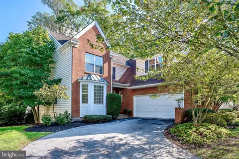 5 Shady Brook Ln, Malvern, PA 19355