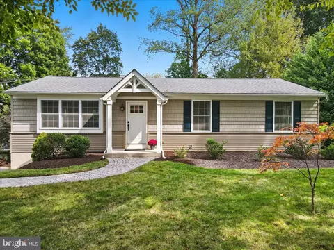 87 Sproul Rd, Malvern, PA 19355