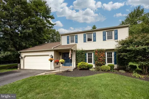 809 Amelia Dr, West Chester, PA 19382